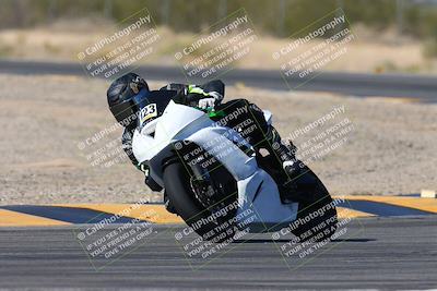 media/Feb-03-2024-SoCal Trackdays (Sat) [[767c60a41c]]/8-Turn 7 (1140am)/